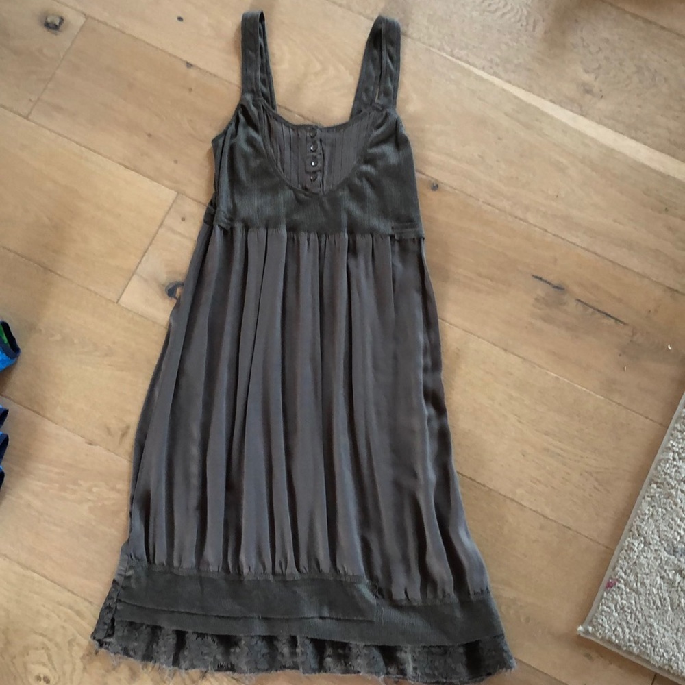 Dark green short dress